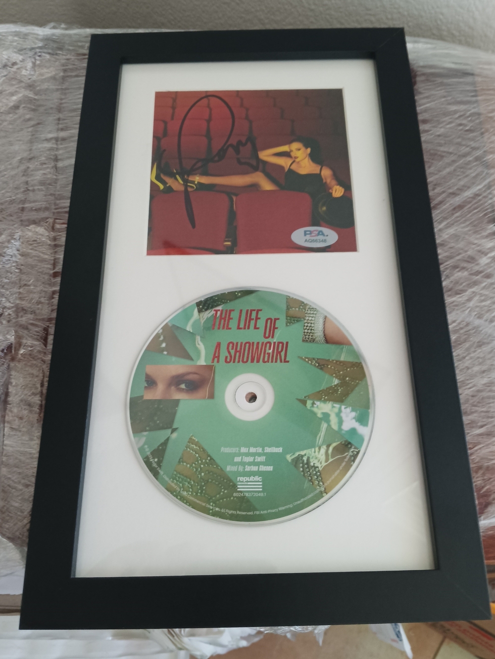Taylor Swift Framed PSA Authenticated Signed 7X12 The Life Of A Showgirl